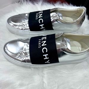 Givenchy men’s sneakers silver and black ( size 46 ).